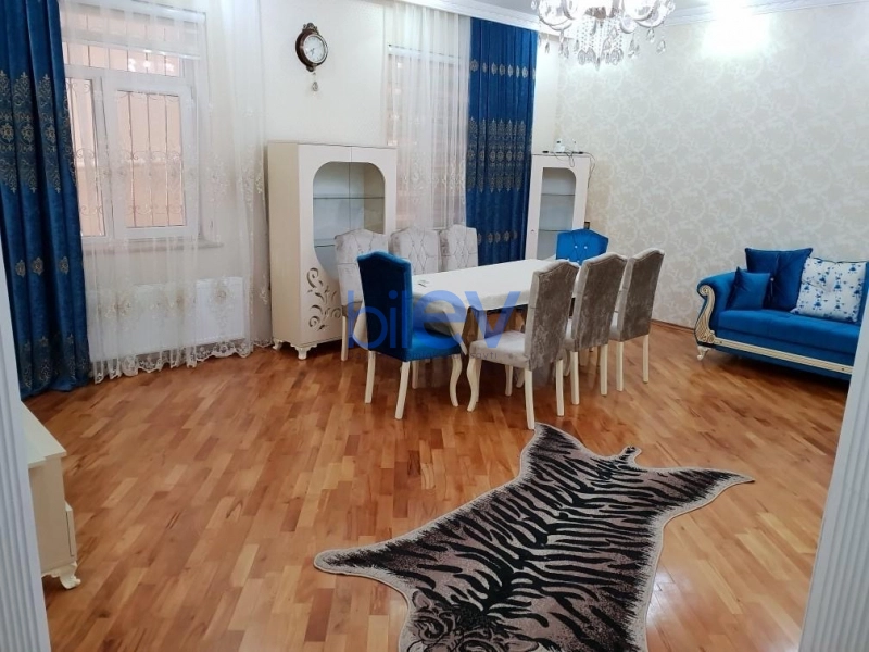 Aylıq Kirayə 6 otaqlı Həyət evi  260m², Bakı
