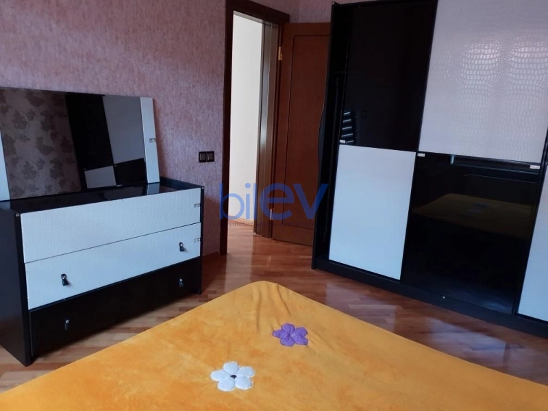 Aylıq Kirayə 6 otaqlı Həyət evi  260m², Bakı