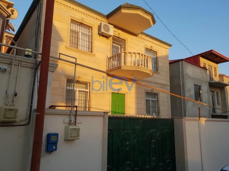 Aylıq Kirayə 6 otaqlı Həyət evi  260m², Bakı