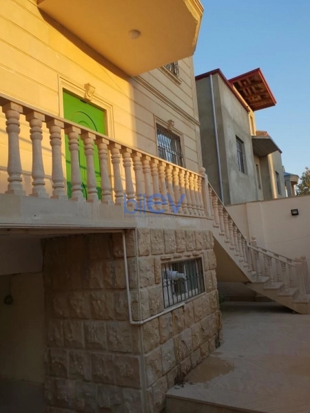 Aylıq Kirayə 6 otaqlı Həyət evi  260m², Bakı
