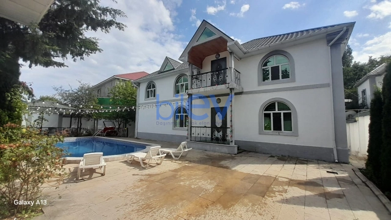 Satış 5 otaqlı Villa  250m², Qəbələ