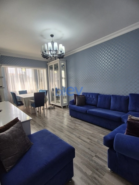 Satış 3 otaqlı Köhnə Tikili bina evi  80m², Bakı