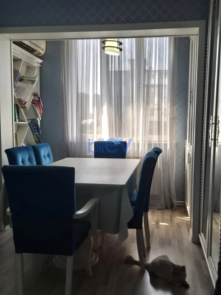 Satış 3 otaqlı Köhnə Tikili bina evi  80m², Bakı