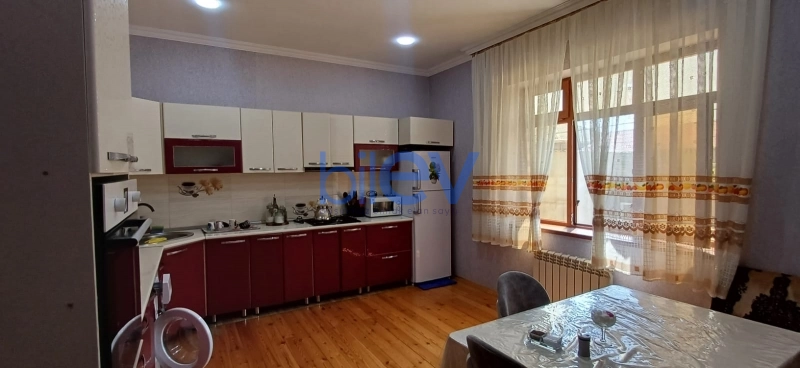 Satış 5 otaqlı Həyət evi  240m², Bakı