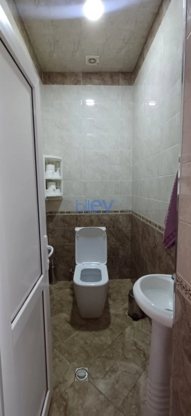 Satış 5 otaqlı Həyət evi  240m², Bakı