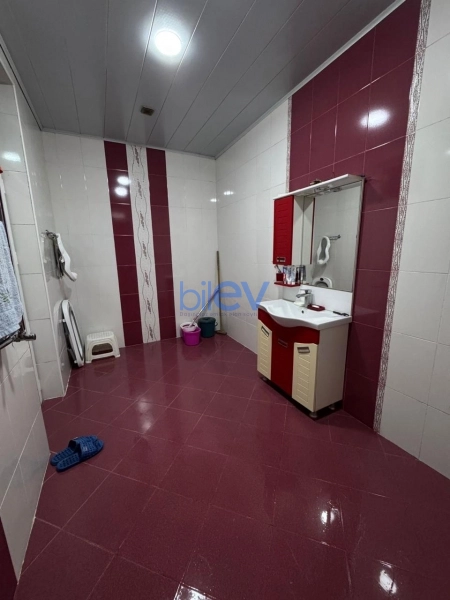 Satış 4 otaqlı Həyət evi  168m², Bakı