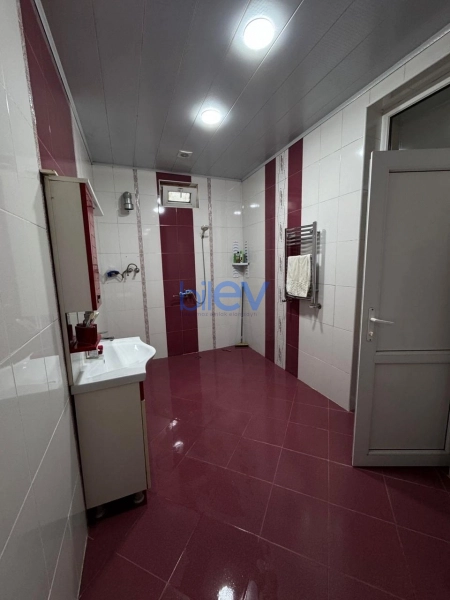 Satış 4 otaqlı Həyət evi  168m², Bakı