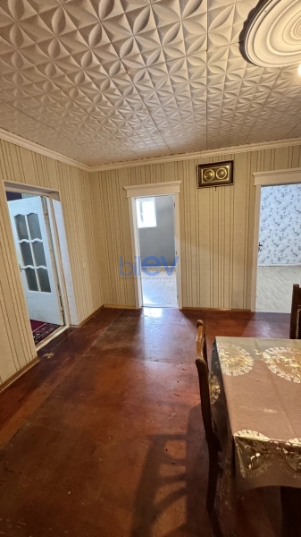 Satış 8 otaqlı Həyət evi  2m², Bakı