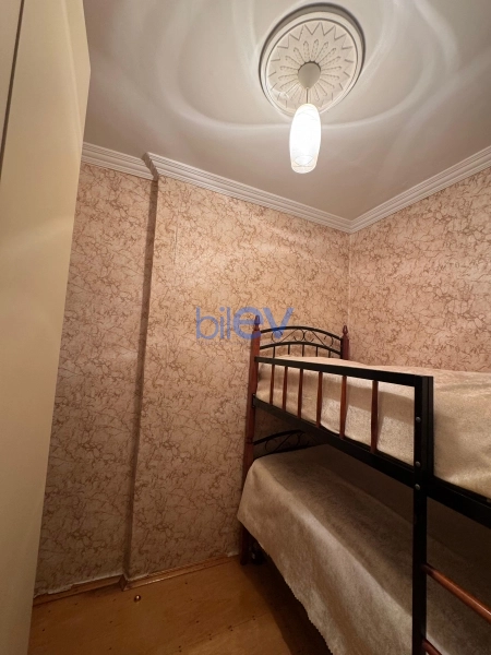 Satış 3 otaqlı Köhnə Tikili bina evi  50m², Bakı