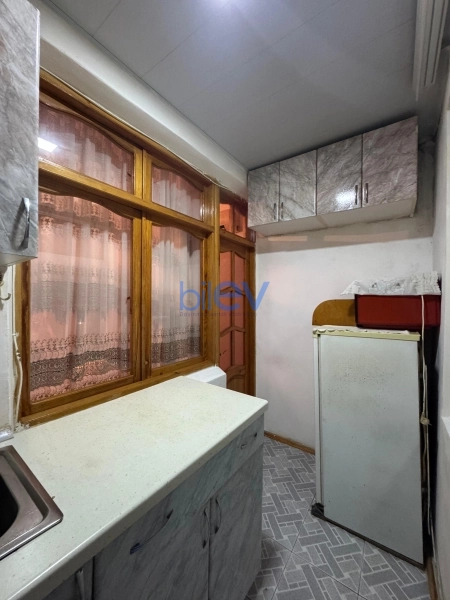 Satış 3 otaqlı Köhnə Tikili bina evi  50m², Bakı