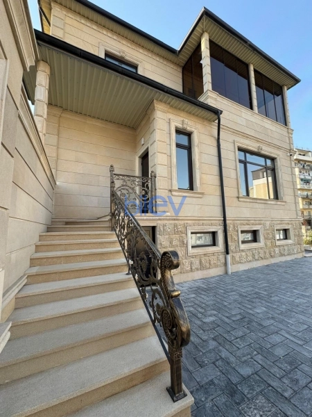 Satış 6 otaqlı Bağ evi  276m², Bakı