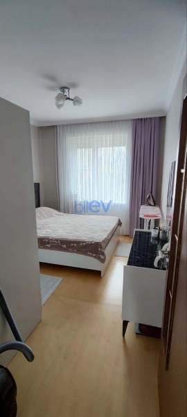 Satış 2 otaqlı Köhnə Tikili bina evi  48m², Bakı