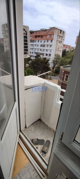 Satış 2 otaqlı Köhnə Tikili bina evi  48m², Bakı
