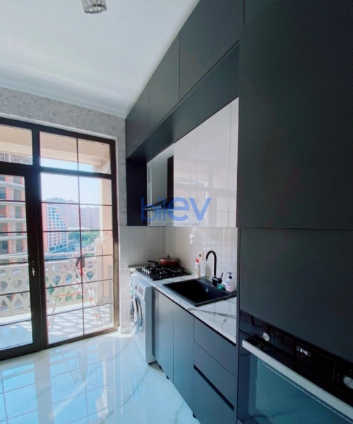 Aylıq Kirayə 3 otaqlı Yeni Tikili bina evi  105m², Bakı