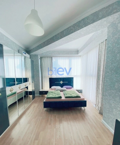 Aylıq Kirayə 3 otaqlı Yeni Tikili bina evi  105m², Bakı