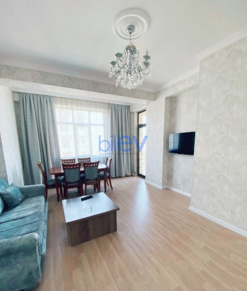 Aylıq Kirayə 3 otaqlı Yeni Tikili bina evi  105m², Bakı