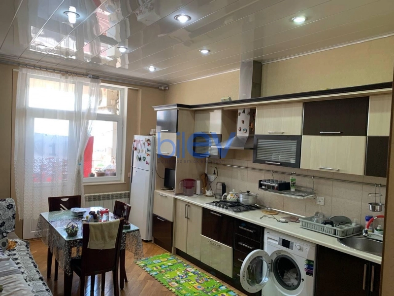 Satış 3 otaqlı Yeni Tikili bina evi  118m², Bakı