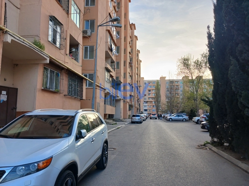 Satış 2 otaqlı Köhnə Tikili bina evi  52m², Bakı