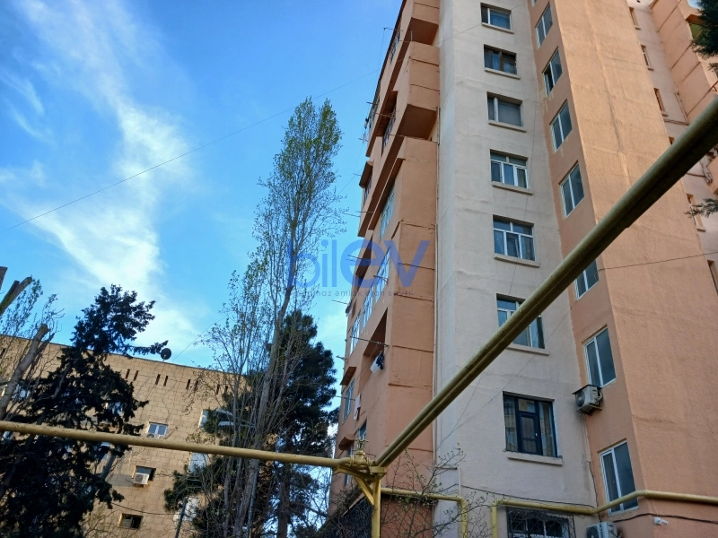 Satış 2 otaqlı Köhnə Tikili bina evi  52m², Bakı