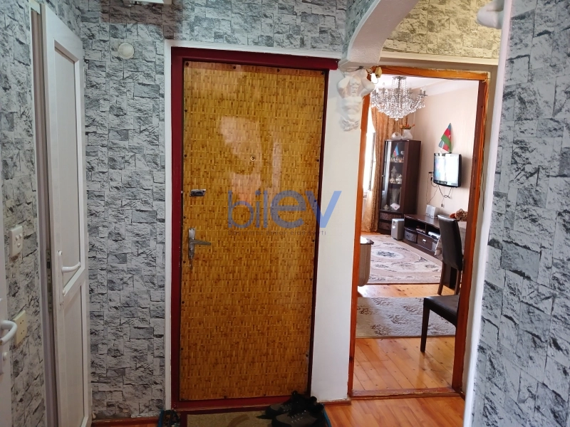 Satış 2 otaqlı Köhnə Tikili bina evi  52m², Bakı
