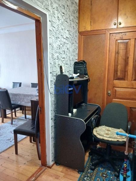Satış 2 otaqlı Köhnə Tikili bina evi  52m², Bakı