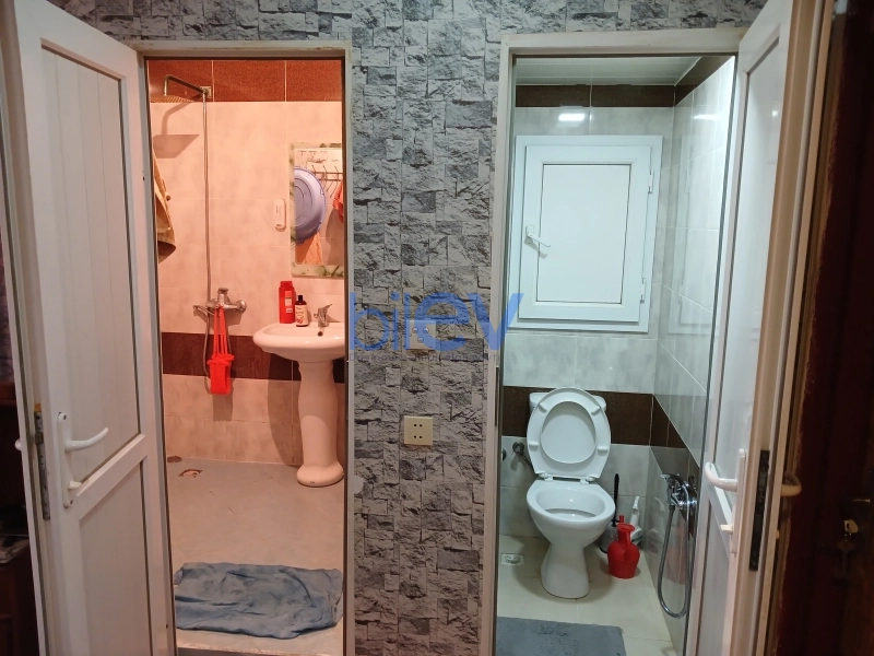 Satış 2 otaqlı Köhnə Tikili bina evi  52m², Bakı