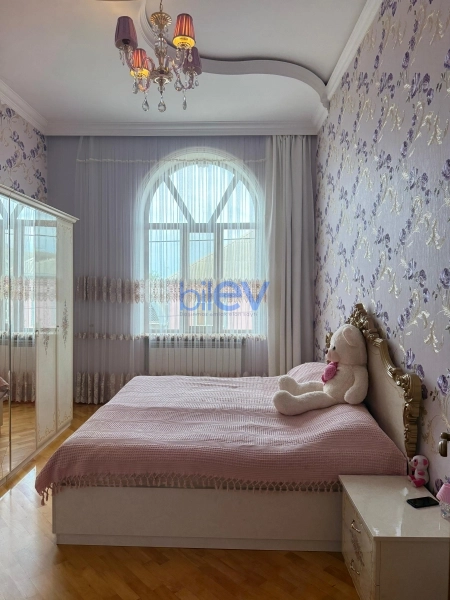 Satış 8 otaqlı Həyət evi  392m², Gəncə