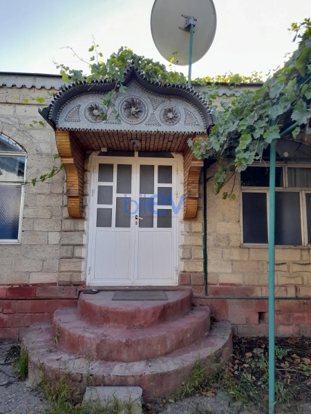 Aylıq Kirayə 4 otaqlı Həyət evi  150m², Quba