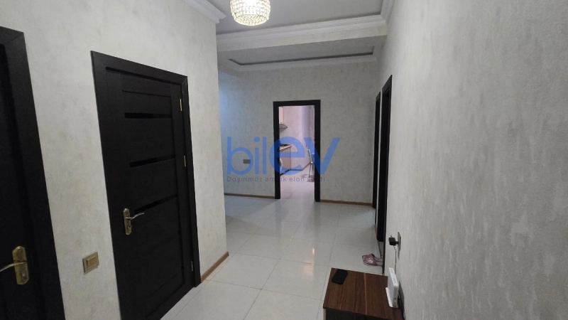 Aylıq Kirayə 3 otaqlı Yeni Tikili bina evi  100m², Bakı