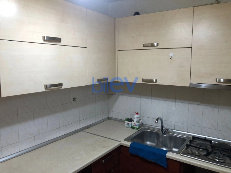 Aylıq Kirayə 2 otaqlı Köhnə Tikili bina evi  45m², Bakı
