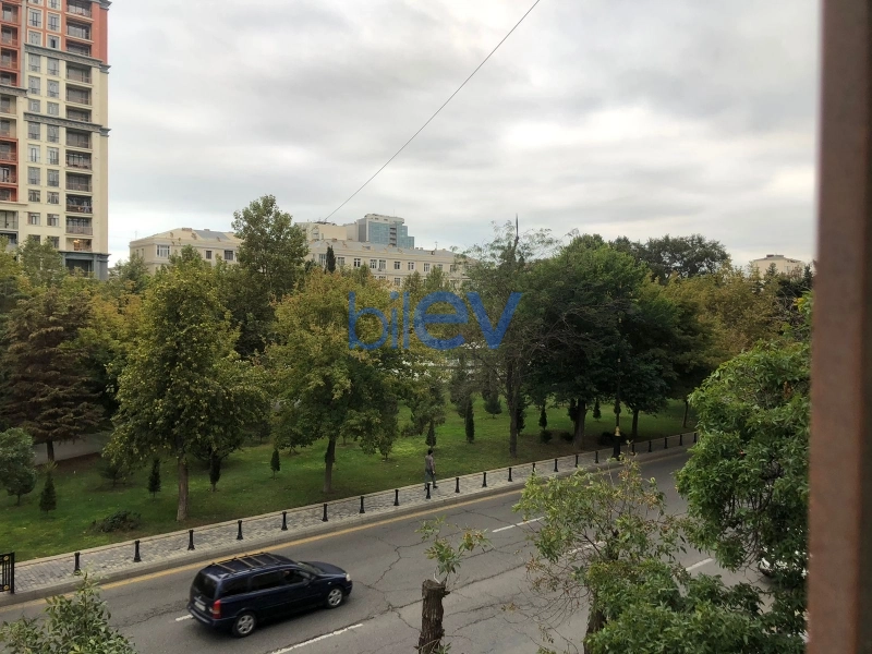 Aylıq Kirayə 2 otaqlı Köhnə Tikili bina evi  45m², Bakı