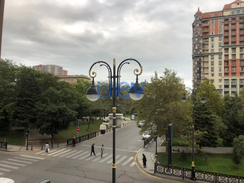 Aylıq Kirayə 2 otaqlı Köhnə Tikili bina evi  45m², Bakı