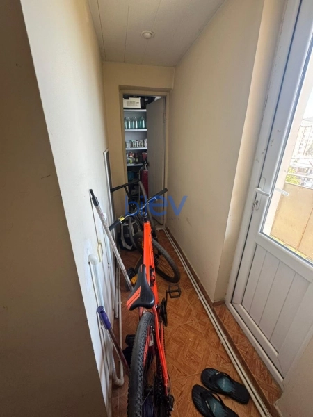 Satış 4 otaqlı Köhnə Tikili bina evi  110m², Bakı
