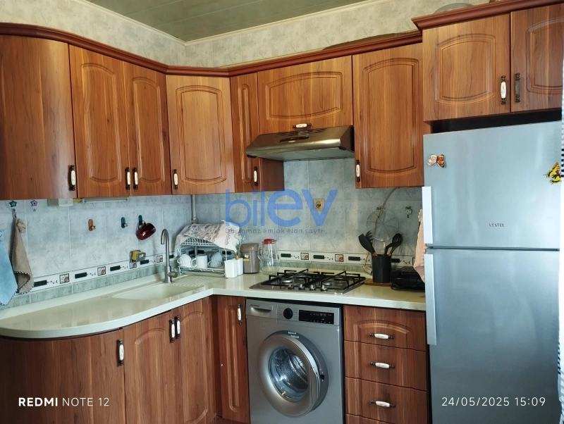 Satış 3 otaqlı Köhnə Tikili bina evi  65m², Xırdalan