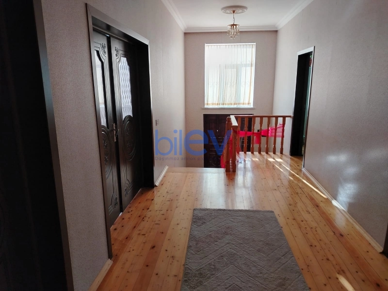 Satış 7 otaqlı Həyət evi  250m², Bakı