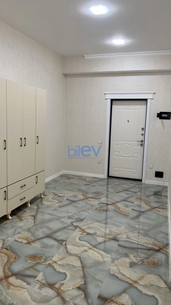 Aylıq Kirayə 3 otaqlı Yeni Tikili bina evi  100m², Bakı