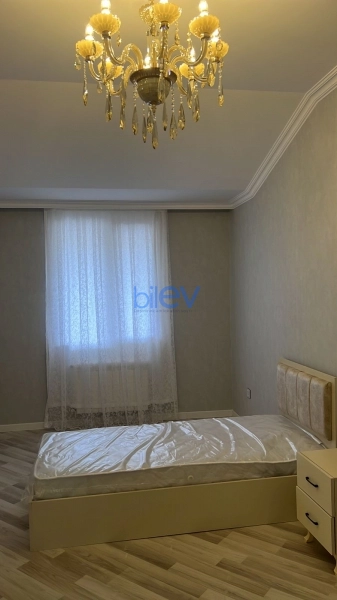 Aylıq Kirayə 3 otaqlı Yeni Tikili bina evi  100m², Bakı