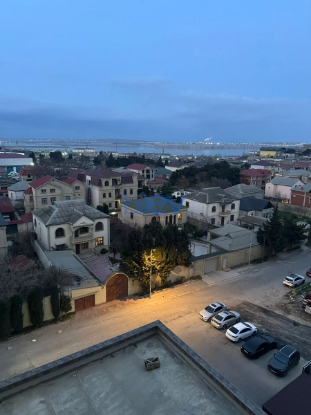 Satış 2 otaqlı Yeni Tikili bina evi  72m², Bakı