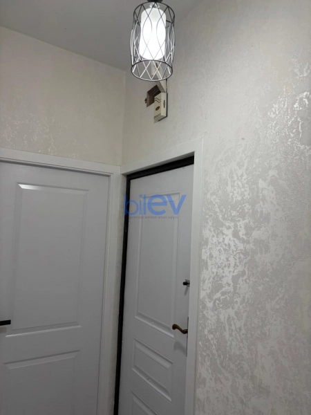 Satış 1 otaqlı Köhnə Tikili bina evi  35m², Bakı