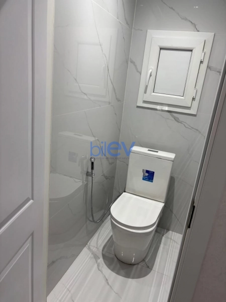 Satış 1 otaqlı Köhnə Tikili bina evi  35m², Bakı