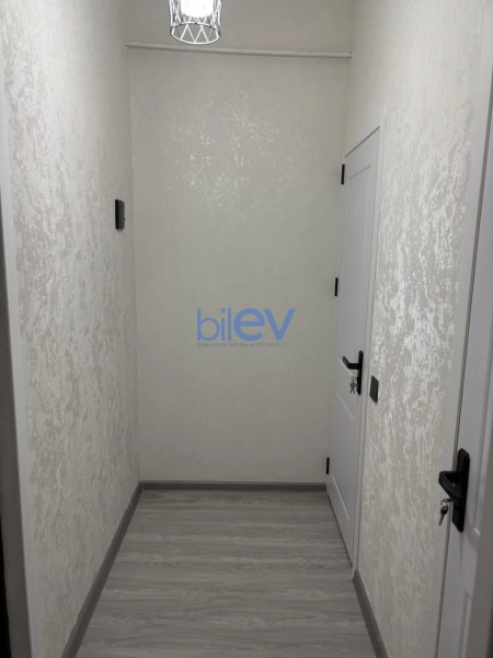 Satış 1 otaqlı Köhnə Tikili bina evi  35m², Bakı