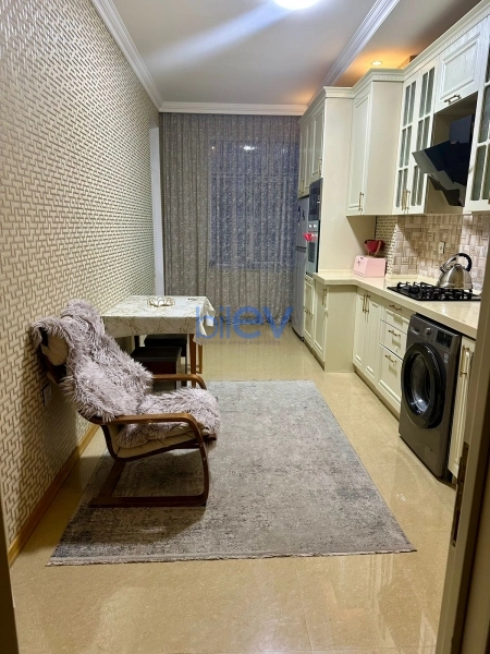 Satış 3 otaqlı Yeni Tikili bina evi  153m², Bakı