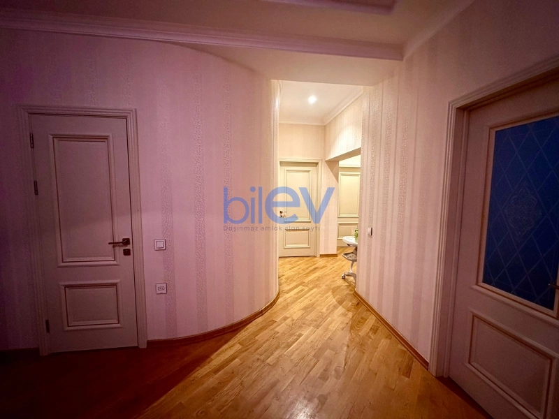 Satış 3 otaqlı Yeni Tikili bina evi  153m², Bakı