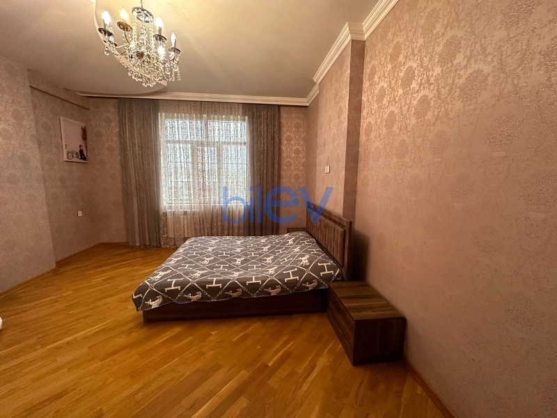 Satış 3 otaqlı Yeni Tikili bina evi  153m², Bakı