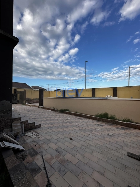Satış 5 otaqlı Bağ evi  300m², Bakı