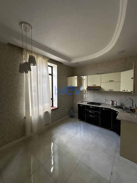 Satış 5 otaqlı Bağ evi  300m², Bakı