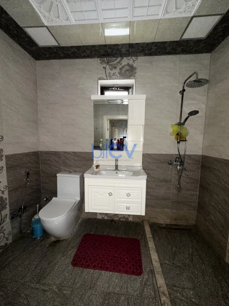Satış 5 otaqlı Bağ evi  300m², Bakı