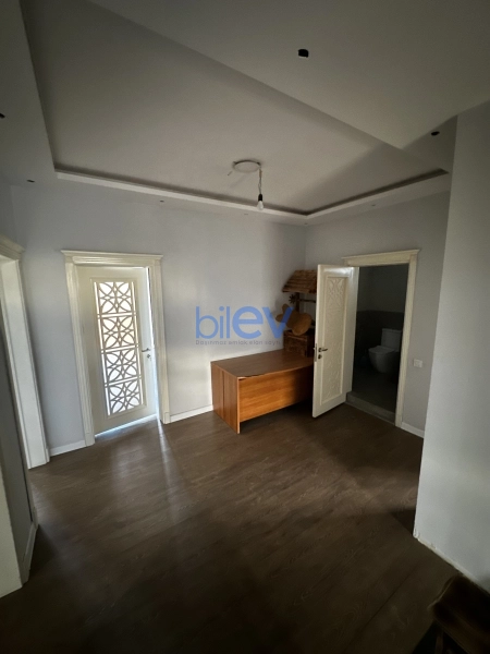 Satış 5 otaqlı Bağ evi  300m², Bakı