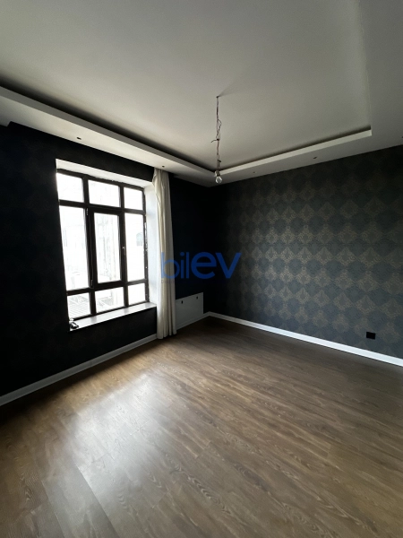 Satış 5 otaqlı Bağ evi  300m², Bakı