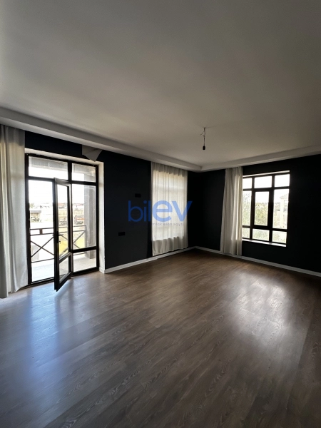 Satış 5 otaqlı Bağ evi  300m², Bakı